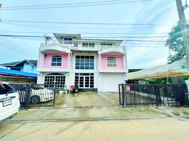 สวนหลวง ร.9 900ม.พัฒนาการ 91-99  9นอน 4 น้ำ อาคาร 4ชั้น ดีไซน์ทันสมัย สภาพสวย 100ตร.ว. 700ตร.ม. 54-59,999 B-M.สแตนด์อโลน รีโนเวทใหม่ ทำเลติดถนนพัฒนาการตัดใหม่ เหมาะอยู่อาศัย ออฟฟิศ หรือคลังสินค้า เดินทางสะดวก  เชื่อมต่อหลายเส้นทาง ใกล้แหล่งชุมชน แม็กซ์แวลู พัฒนาการ 800 ม.และแหล่งอำนวยความสะดวกครบครันRama IX Park 900m. 100sq.wa. 700sq.m. New Phatthanakan Rd.91-99 9bed 4bath 4story building 54-59,999 B-M standalone Max Value Phatthanakan 800 m.  newly renovated prime location  suitable for residence office or warehouse convenient tr