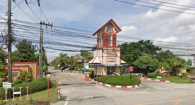 TEL : 092-288 9359 คุณดนิตาLine : https://line.me/ti/p/yxo92dHWP1รายละเอียด : เนื้อที่ขนาด 100 ตารางวา4 ห้องนอน  4 ห้องน้ำ 1 ครัวใหญ่1 ห้องนั่งเล่นด้านล่าง 1 เทอเรสด้านบน2 ที่จอดรถราคาขาย 7,500,000 บาทค่าธรรมเนียมโอน คนละครึ่งติดไฟโซล่าเซลล์ รอบบ้าน 5 จุด (กำแพง)ติดไฟเมื่อคนเดินผ่านรอบบ้าน 6 จุด (กำแพง)สิ่งอำนวยความสะดวก : - กล้องวงจรปิด- คลับเฮ้าส์- ฟิตเนส- สระว่ายน้ำ- สนามเด็กเล่นการเดินทางสะดวกเข้าออกได้หล�