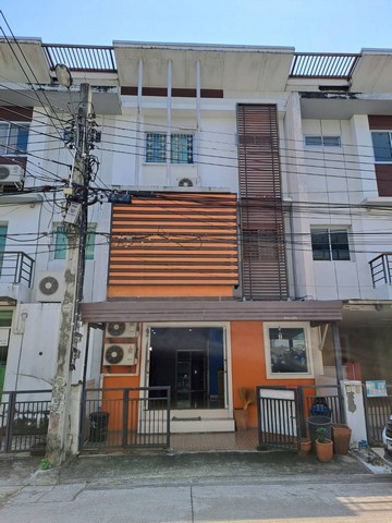 RTJ2210ให้เช่าทาวโฮม3ชั้น เนอวานา พาร์ค NirvanaPark Sukhumvit 77 (อ่อนนุช-ประเวศ)ใกล้สนามบินสุวรรณภูมิ ใกล้ Airport Link สถานีบ้านทับช้าง ใกล้ทางด่วนศรีรัชเนื้อที่  19.7 ตารางวา  พื้นที่ใช้สอย: 173 ตารางเมตร  หน้ากว้าง: 5.5 เมตร 3 ห้องนอน 3 ห้องน้ำ ติดแอร์ 5 ตัว จอดรถหน้าบ้าน 1 คันสนใจติดต่อ คุณเจี๊ยบ092-851-6969Line:keti2522 ·ราคาเช่า 19,000บาท /เดือนถ. อ่อนนุช แขวงประเวศ เขตประเวศ กรุงเทพมหานคร 10250 ฟังก์ชัน: บ้านเปล่า (ไม�