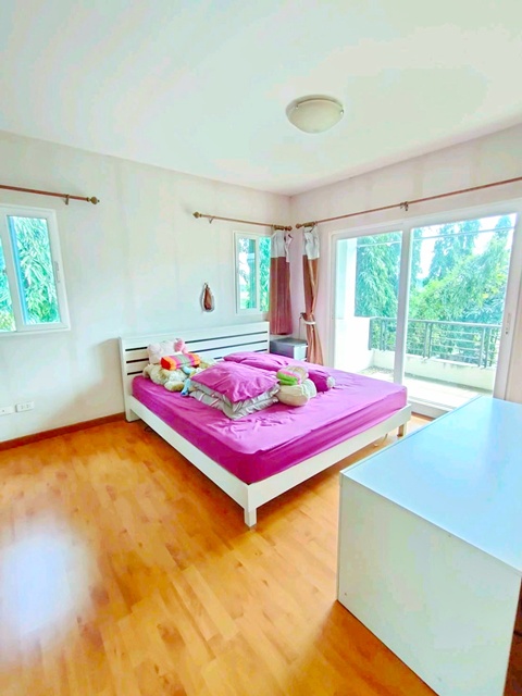  ถูกที่สุด MRT หลักสอง 2 กม.สำนักงานเขตบางแค 300 ม.ให้เช่าโกดังหลังมุม 1 นอน 1 น้ำ  กัลปพฤกษ์ตัดกับถนนกาญจนาภิเษก พื้นที่ใช้สอย 30 ตร.วา. 120 ตร.ม.19,999 B-M.โกดังเชิงพาณิชย์ ทำเลบางแค เพชรเกษม เหมาะเก็บสินค้า ธุรกิจออนไลน์ หรือคลังสินค้าในเมือง เดินทางสะดวก ติดถนนใหญ่ ใกล้ทางด่วนกาญจนาภิเษกBangKhae District Office 300m.Kalapapruek Rd intersects with Kanchanaphisek Rd.  Warehouse for rent corner unit 1 bed 1 bath 2 km. from MRT Lak Song station  on usable area 30 sq.wa. 120 sq.m. price 19,999 B-M. commercial warehouse in Ban