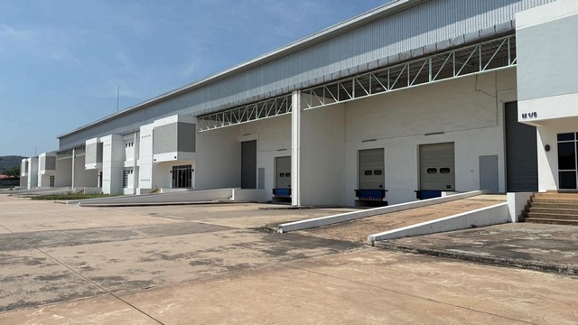 #ให้เช่าโกดังศรีราชาชลบุรี#โกดังให้เช่า 1,500 ตารางเมตร????แหลมฉบัง ศรีราชา????พื้นที่สีเหลือง✳️เงื่อนไขการเช่า✳️ ????ค่าเช่า 145 บาท/ตรม.(ต่อรองราคาได้อีก)✓สัญญาขั้นต่ำ 3 ปี✓มัดจำล่วงหน้า 1 เดือน√ประกัน 4 เดือน✅รายละเอียดโกดัง:????พื้นที่โกดัง 1,350 ตรม.????ออฟฟิศ 2 ชั้น ชั้นละ 75 ตรม.????ใบ อ.1 เป็นคลังสินค้า????โกดังสูง 10 เมตร????พื้นที่รับน้ำหนักได้ 3 ตัน????หม้อแปลง 100 kva.????ยกพื้น 1.3 เมตร__________________