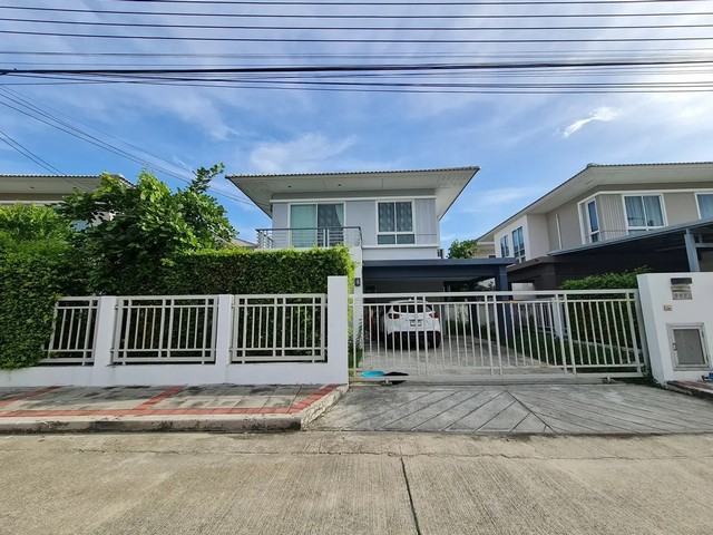    ขายบ้านเดี่ยว โครงการ สัมมากร ชัยพฤกษ์-วงแหวน ราคาโปรโมชั่น  ถนน บางบัวทอง-บางคูลัด  ตำบล ลำโพ อำเภอ บางบัวทอง จังหวัด นนทบุรี  ราคาโปรโมชั่น  4,602,000   บาท    ลดจาก 5,280,000   บาท ราคาโปรโมชั่นตั้งแต่วันที่  2 มีนาคม - 31 พฤษภาคม 2569  รายละเอียดทรัพย์ -  เนื้อที่ 57.90 ตร.ว.   พื้นที่ใช้สอย 130.00 ตร.ม. -  3 ห้องนอน 2 ห้องน้ำ   -  บ้านหันไปทางทิศ ตะวันออกเฉียงเหนือ  พิกัดทรัพย์ : https://maps.app.goo.gl/DSpVNkR2CKEPbPyd8  สถานที