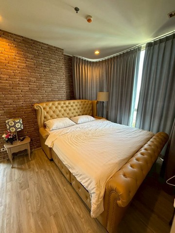 TEL : 092-288 9359 คุณดนิตาLine : https://line.me/ti/p/yxo92dHWP1รายละเอียด : ขนาด 72 ตร.ม. 2 ห้องนอน 2 ห้องน้ำ ครัวแยกพร้อมเฟอร์นิเจอร์และเครื่องใช้ไฟฟ้าครบ เข้าอยู่ได้ทันทีชั้นสูง วิวทะเล / วิวเมือง ลมเย็นตลอดวันเครื่องใช้ไฟฟ้าและเฟอร์นิเจอร์ : ทีวี / ตู้เย็น / ไมโครเวฟ / เครื่องซักผ้าเตียงนอน 6 ฟุต + 3.5 ฟุต / โซฟา / โต๊ะทานอาหารแอร์ทุกห้อง / ผ้าม่าน / ตู้เสื้อผ้า build-inสิ่งอำนวยความสะดวกโครงการ :สระว่ายน้ำว