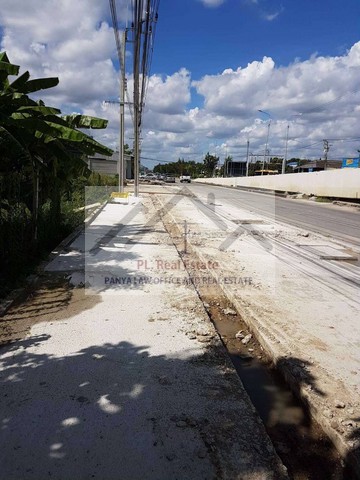 ให้เช่าที่ดิน1ไร่ติดถนนใหญ่ย่านพุทธมณฑลสาย1 สายใต้ใหม่ ตลิ่งชัน เหมาะกับหลายธุรกิจร้านอาหาร คาเฟ่ อู่รถ*** เช่าระยะยาวได้ ด้านหลังติดคลอง ***ติดต่อ : คุณภัสพงณ์ 063-409-8164Line : deedaa23เนื้อที่ 1 ไร่ หน้ากว้างประมาณ 15 เมตร ความลึกประมาณ 110 เมตรด้านหลังติดคลองใกล้หมู่บ้านจัดสรรเหมาะกับหลายธุรกิจร้านอาหาร คาเฟ่ อู่รถราคาเช่า 30,000 บาท / เดือน (สัญญาขั้นต่ำ 3 ปี เช่าระยะยาวได้)ที่ต�