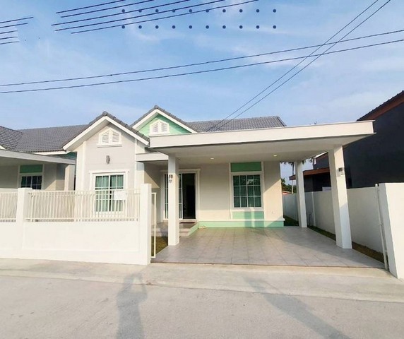 TEL : 092-288 9359 คุณดนิตาLine : https://line.me/ti/p/yxo92dHWP1รายละเอียด : เนื้อที่เริ่ม 48.4 - 122.2 ตารางวา3 ห้องนอน 2 ห้องน้ำ ฝ้าสูงโปร่ง ภายในกว้าง 2 ที่จอดรถไม่มีค่าส่วนกลางราคาขาย 3,190,000 ล้านบาท(รวมเฟอร์นิเจอร์ 3.39ล้านบาท)ค่าโอนภาษี 50/50รายการของแถม : - เตา+ฮูดดูดครัว- ปูหญ้า- ถังน้ำ1,000ลิตร + ปั๊มน้ำ​- มิเตอร์​ไฟฟ้า + มิเตอร์​น้ำ(เฟอร์นิเจอร์ Index) ใกล้มอเตอร์เวย์ อ่างเก็บน้ำมาบประชัน โรงเรียนนานาชาติ เข้า-ออ�