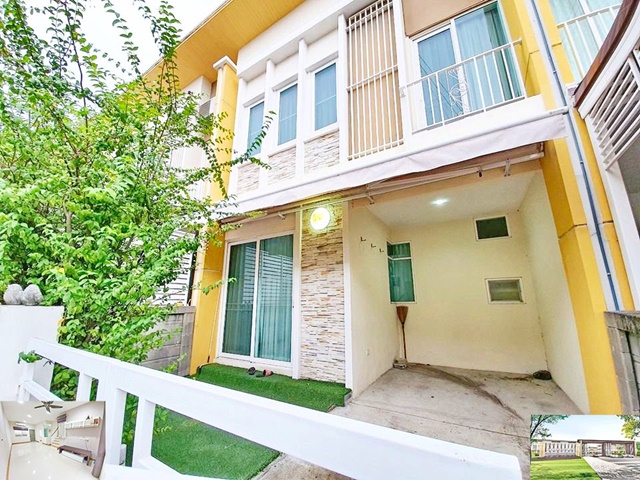 BRT บางบำหรุ ให้เช่าบ้านทาวน์โฮม 2 ชั้น ย่านบางกรวย 25ตรว. 180ตรม. 12,999B-M ปิ่นเกล้า  3นอน 2น้ำ 1จอดรถ 4แอร์ HomePro ราชพฤกษ์ BRT Bang Bamru 2-story townhome for rent Bang Kruai area 25sq.wa. 180sq.m. 12,999B-M Pinklao 3bed 2bath 1parking 4A/C HomePro Ratchaphruek.เทอดพระเกียรติ สิรินธร จรัญสนิทวงศ์ซ.สิรินธร ถ.บางกรวย-ไทรน้อย ตำบลบางกรวย อำเภอบางกรวย นนทบุรี 1113025ตรว.                        25sq.wa.180ตรม.                             180sq.m.3 ห้องนอน 2 ห้องน้ำ 1 ห้องครัว 1 ห้องนั่งเล่น4 แอร์1 จอดรถ- เคาท์เตอร์ครัว 1 ชุด- โ�