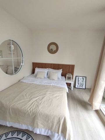 ให้เช่าคอนโดซิตี้วิลล่าตึกF1ชั้น3 ห้องมุม fully furnishedย่านลาดพร้าวรามคำแหงบางกะปิใกล้BTSลาดพร้าว101 ใกล้ซอยมหาดไทย โรงเรียน2ภาษาลาดพร้าวราคาเช่า 7,500 บาท ( สัญญาขั้นต่ำ 1 ปี ประกัน 2 เดือน ล่วงหน้า 1 เดือน)ที่ตั้ง ถนนลาดพร้าว ซอยลาดพร้าว130 แขวงคลองจั่น เขตบางกะปิ กรุงเทพติดต่อ : คุณภัสพงณ์ 063-409-8164Line : deedaa23พื้นที่ใช้สอย 33 ตารางเมตร 1ห้องนอน 1 ห้องน้ำ ห้องมุมพร้อมเครื่องใช้ไฟฟ้า เคร�