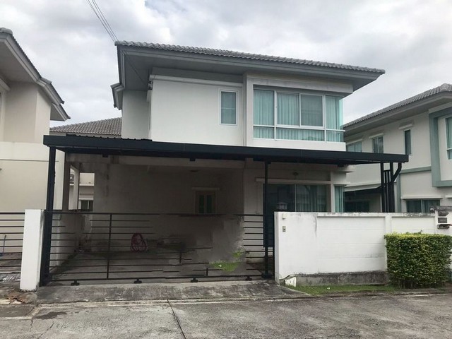 TEL : 092-288 9359 คุณดนิตาLine : https://line.me/ti/p/yxo92dHWP1รายละเอียด : เนื้อที่ขนาด 44 ตรว. ฟังก์ชันครบ 3 ห้องนอน 3 ห้องน้ำตกแต่งพร้อมอยู่ เฟอร์นิเจอร์  เครื่องใช้ไฟฟ้าให้ครบทุกความสะดวกสิ่งอำนวยความสะดวก : - ฟิตเนส- สระว่ายน้ำ- สวนสาธารณะ- คลับเฮาส์- เจ้าหน้าที่รักษาความปลอดภัย (รปภ)สถานที่ใกล้เคียง : - เจพาร์ค นิฮอนมูระ ศรีราชา (1.7 กม.)- ปอร์โต มาร์เก็ต ศรีราชา (0.9 กม.)- มินิบิ๊กซี สวนเสือศรีราชา (0.6 กม