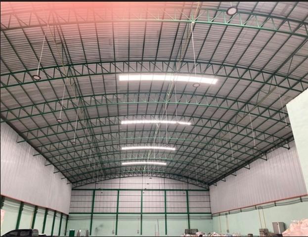 ให้เช่าโรงงานส้างใหม่ ในนิคมอุตสาหกรรมท่าจีน ขนาด 1900 ตารางเมตร ทำโรงงานใด้ รถคอนเทรนเนอร์เข้าได้(RK984)ติดต่อAgent : คุณเด่นชัย: 09-8481-8989:06-2839-4747ID Line :0984818989:https://line.me/ti/p/LRgsghypggนิคมอุตสาหกรรมแม่น้ำท่าจีน สมุทรสาครหมู่ที่ 2 111/13 ตำบล ท่าจีน อำเภอเมืองสมุทรสาคร สมุทรสาคร 74000โกดังพื้นที่สีม่วง 1,800 ตรม ทำโรงงานใด้ถนนกว้าง 20 เมตร รถคอนเทรนเนอร์เข้าได้ราคาเช่า 100 บาท/ ตารางเมตรสัญญาขั้นต่ำ 3 ปีPL. R