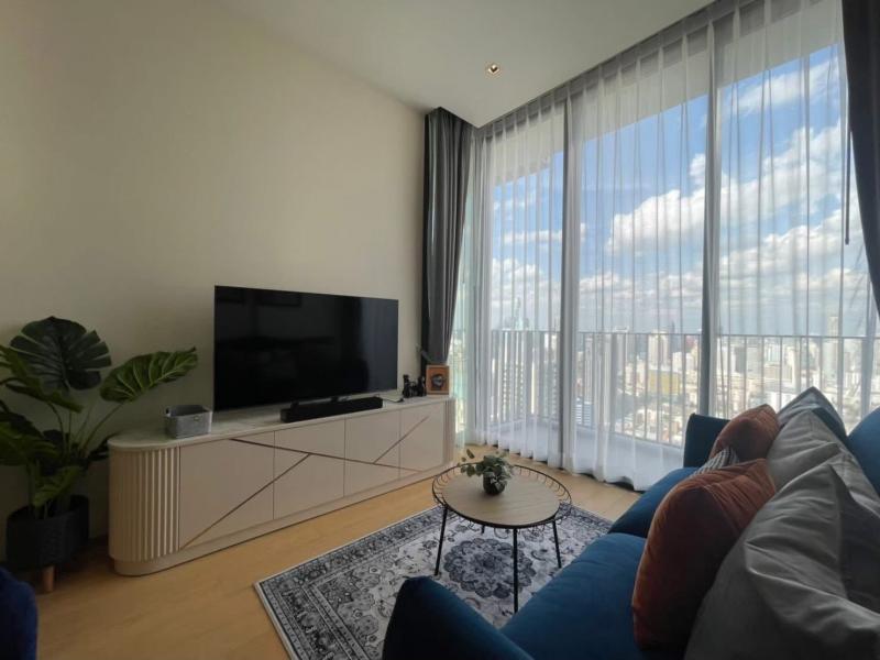28 Chidlom Beautiful View Convenient Comfortable 38th Floor BTS Chidlom