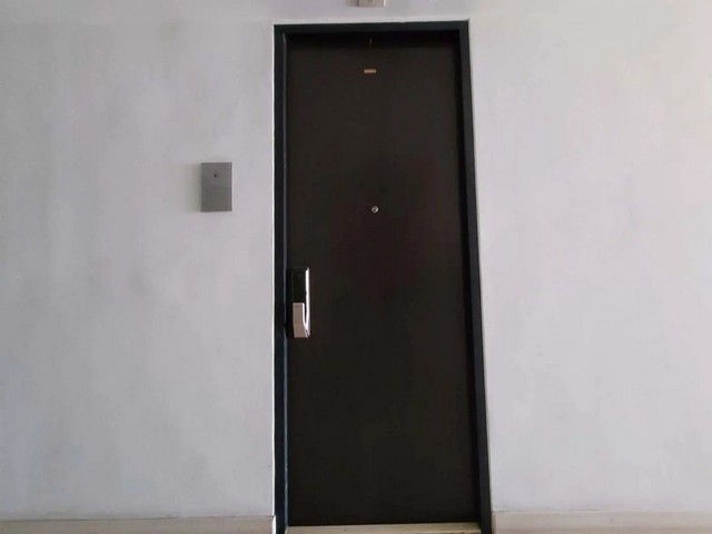   ขาย บ้านเดี่ยว/ทาวน์เฮ้าส์/คอนโด โครงการ  ขาย คอนโด เดอะ พาร์คแลนด์ ศรีนครินทร์ เลคไซค์  ถนน ศรีนครินทร์ ตำบล บางแก้ว อำเภอ บางพลี จังหวัด สมุทรปราการ  ราคาโปรโมชั่น  2,799,000    บาท    ลดจาก  3,387,000     บาท  ราคาโปรโมชั่นตั้งแต่วันที่  2 มีนาคม - 31 พฤษภาคม 2569  รายละเอียดทรัพย์ -  พื้นที่ใช้สอย 59.95 ตร.ม.    -  บ้านหันไปทางทิศ ตะวันตกเฉียงใต้  พิกัดทรัพย์ : https://maps.app.goo.gl/S75EvXrhjgQaANeb7  สถานที่ใกล้เคียง   -  �