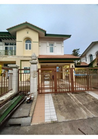   ขาย บ้านเดี่ยว/ทาวน์เฮ้าส์/คอนโด โครงการ โกดังอุบลราชธานี  ถนน/ซอย ตำบล ถ้ำแข้ อำเภอ ตระการพืชผล  จังหวัด อุบลราชธานี  ราคา   8,720,000   บาท   ราคาโปรโมชั่นถึง 31 พฤษภาคม 2569  รายละเอียดทรัพย์ -  เนื้อที่ 2,614.40  ตารางวา  พื้นที่ใช้สอย 5,422.00 ตารางเมตร  -  บ้านหันไปทางทิศ ตะวันออกเฉียงเหนือ  พิกัดทรัพย์ : https://share.google/Jt7HgrLydBnTMFaej   สถานที่ใกล้เคียง   -  โรงเรียนบ้านถ้ำแข้ -  วัดศรีลาราม -  ศูนย์ยุติธรร�