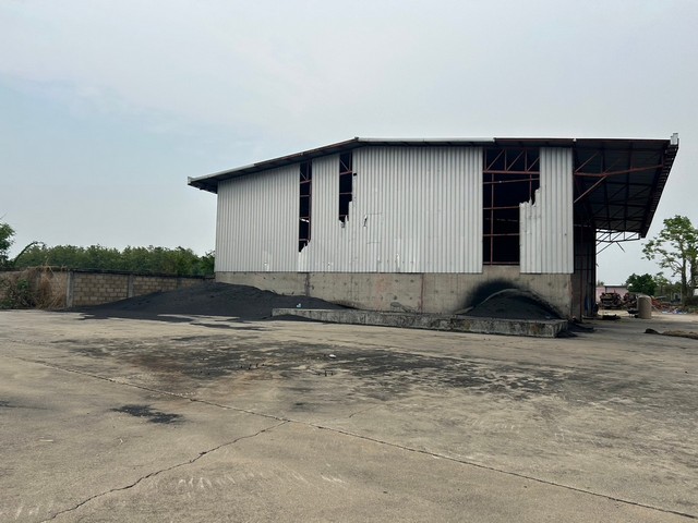   ขาย บ้านเดี่ยว/ทาวน์เฮ้าส์/คอนโด โครงการ โกดังลำปางตำบลบ้านแลง เมืองลำปาง จังหวัดลำปาง  ราคา   9,200,800   บาท   ราคาโปรโมชั่นถึง 31 พฤษภาคม 2569  รายละเอียดทรัพย์ -  เนื้อที่ 3,289.70 ตารรางวา  พื้นที่ใช้สอย 695ตารางเมตร -  บ้านหันไปทางทิศ ตะวันตกเฉียงใต้  พิกัดทรัพย์ : https://share.google/O94N69BMgtroWPhAQ  สถานที่ใกล้เคียง   -  โรงเรียนวัดเสด็จ -  ตลาดต้นยาง -  ตลาดท่าโทก -  โรงพยาบาลมะเร็งลำปาง  รหัสทรัพย์ (Code ID)  