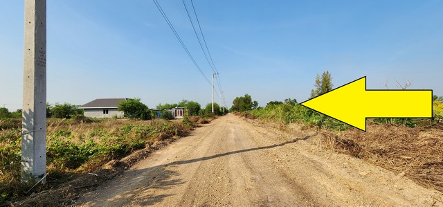 ขายที่ดินคลอง 24 องครักษ์ นครนายก เจ้าของขายเอง***ราคาขาย 790,000 บาท*** มีขายเงินสด-เงินผ่อนค่ะขายที่ดิน องครักษ์ คลอง 24 ขนาด 1 ไร่  เป็นที่นา ขายเงินสด-เงินผ่อน เหมาะปลูกบ้าน ทำการเกษตร ใกล้ตลาดองครักษ์ ใกล้แหล่งชุมชนร้านค้าที่ตั้ง : ตำบล ศีรษะกระบือ อำเภอ องครักษ์ นครนายก 26120ที่ดินมี  เนื้อที่ 1 ไร่ ( มีอยู่ 2แปลง ) ถนนหน้าที่ดินเป็นดินลูกรัง  ด้านหลังแปลงที่ดินมี ลำรางใ�