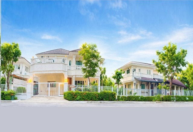 ใกล้โลตัส สุขาภิบาล3 1.8 กม. เพอร์เฟคเพลส รามคำแหง 164  คฤหาสน์เดี่ยวหัวมุม 2ชั้น พร้อมเรือนรับรอง 2ชั้น 5-6นอน 6น้ำ 111ตร.วา. 410ตร.ม. 89,999 B-M.บ้านหรูสมาร์ทโฮม รีโนเวทใหม่ทั้งหลัง พร้อมเฟอร์ฯครบ เหมาะอยู่อาศัย หรือโฮมออฟฟิศ ใกล้รร.นานาชาติร่วมฤดี 2.3 กม.แหล่งชุมชน ตลาด และรถไฟฟ้า เชื่อมต่ถนนหลักได้สะดวกnear Lotus Sukhumvit3 1.8km.Perfect Place Ramkhamhaeng 164 Two storey corner Mansion with a guesthouse Two storey 5-6bed 6bath 111 sq.wa. 410sq.m. 89,999B-M luxury smart home newly renovated fully furnished s