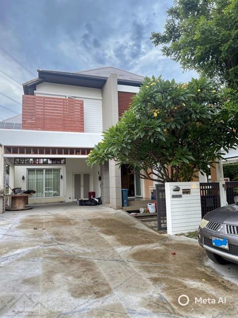 ให้เช่าบ้านเดี่ยว 2 ชั้น หมู่บ้าน บลูลากูน บางนา-ตราด กม.8 ใกล้เมกะบางนา ** รับสัตว์เลี้ยง **ราคาขาย 13,500,000 บาทราคาเช่า 65,000 บาท / เดือน ( สัญญาขั้นต่ำ 1 ปี ประกัน 2 เดือน ล่วงหน้า 1 เดือน ) ที่ตั้ง ถนนคู่ขนานวงแหวนตะวันออก บางนา-อ่อนนุช (บางนา-ตราด กม.8) แขวงดอกไม้ เขตประเวศ กรุงเทพมหานครติดต่อ : คุณภัสพงณ์ 0634098164Line : deedee23https://www.facebook.com/profile.php?id=61581484955548เนื้อที่ 76 ตารางวา พื้นที่ใช้สอย 250 ตารางเมตร �