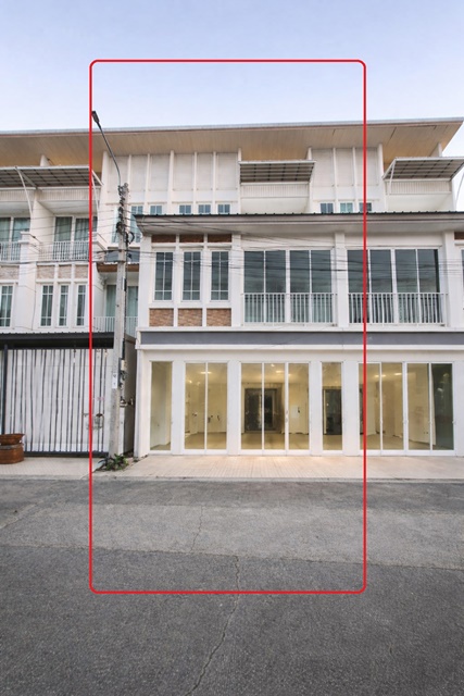 Home Office 3ชั้น บางกรวย เซนทรัลปิ่นเกล้า 2.62 กม. จรัญสนิทวงศ์ โฮมออฟฟิศ 5นอน 4น้ำ เซ็นทรัล ปิ่นเกล้า  22ตร.ว. พื้นที่ใช้สอย 250ตร.ม. 21,999-24,999บาทต่อเดือน เหมาะอยู่อาศัยและทำธุรกิจ3-storey Home Office BangKruai Central Pinklao 2.62km. Charansanitwong 5beds 4baths Central Pinklao 22sq.w. 250sq.m. 21,999-24,999bahtpermonth suitable for living and business purposesVDO 1minshttps://youtu.be/AMXc_eKoY2sถนนจรัญสนิทวงศ์ บรมถ. บางกรวย - ไทรน้อย ตำบล บางกรวย อำเภอบางกรวย นนทบุรี 11000ขนาด 22 ตร.ว. พื้นที่ใช้สอย 250 ตร.ม.Land size 22 sq.w. usable area 250 sq.m.ทาว