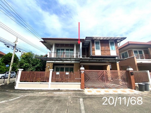   ขาย บ้านเดี่ยว/ทาวน์เฮ้าส์/คอนโด โครงการ เดอะ มิวส์โฮม บางใหญ่-นนทบุรี บางบัวทอง  ถนน/ซอย เลียบคลองถนน(คลองบางไทร) ตำบล บางคูรัด  อำเภอ บางบัวทอง  จังหวัด นนทบุรี  ราคา    3,490,000   บาท  (ราคาต่อรองได้)  รายละเอียดทรัพย์ -  เนื้อที่ 59.20 ตร.ว.  พื้นที่ใช้สอย 218.25 ตร.ม. -  3 ห้องนอน 3 ห้องน้ำ -  บ้านหันไปทางทิศ ใต้  พิกัดทรัพย์ :  https://maps.app.goo.gl/NKkVsMPViWy5Vurz8  สถานที่ใกล้เคียง   -เซ็นทรัล เวสต์เกต -อิเกีย บา