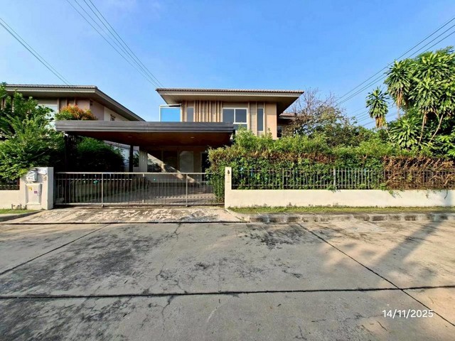   ขาย บ้านเดี่ยว/ทาวน์เฮ้าส์/คอนโด โครงการ คณาสิริ ศาลายา  ถนน/ซอย ตำบล อำเภอ จังหวัด  ราคาโปรโมชั่น   5,226,000   บาท    ลดจาก   6,700,000    บาท ราคาโปรโมชั่นตั้งแต่วันที่ 1 เมษายน 2569 – 30 มิถุนายน 2569  รายละเอียดทรัพย์ -  เนื้อที่ 78.10 ตร.ว.  พื้นที่ใช้สอย 200.85 ตร.ม. -  5 ห้องนอน 3 ห้องน้ำ  -  บ้านหันไปทางทิศ ใต้  พิกัดทรัพย์ : https://maps.app.goo.gl/MurBVPvsWE2uHxWt6  สถานที่ใกล้เคียง   -ตลาดกิเลน -ตลาดศาลายา -มหาวิทลัยมหิดล -ตลาดน�