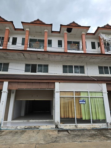   ขาย บ้านเดี่ยว/ทาวน์เฮ้าส์/คอนโด โครงการ อาคารพาณิชย์ 3 ชั้น โครงการประตูน้ำ  ถนน/ซอย ตำบล เมืองเก่า อำเภอ เมืองขอนแก่น จังหวัด ขอนแก่น  ราคา   6,480,000   บาท   ราคาโปรโมชั่นถึง 31 พฤษภาคม 2569  รายละเอียดทรัพย์ -  เนื้อที่ 34.00  ตารางวา  พื้นที่ใช้สอย 620.00 ตารางเมตร  พิกัดทรัพย์ : https://maps.app.goo.gl/eJ2dUj6R6sUjdih9A   สถานที่ใกล้เคียง   -  แม็คโคร ขอนแก่น 1 -  โลตัส ขอนแก่น -  ตลาดศรีเมืองทอง -  ตลาดต้นตาล  รหัสทร�