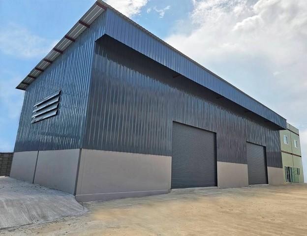 ให้เช่าโกดัง350ตร.ม.ย่านท่าทรายเมืองสมุทรสาครมีบ่อบำบัดน้ำเสียพื้นรับน้ำหนัก10,000 kg/sqm ใกล้ central มหาชัย มีออฟฟิศ2ชั้นพื้นรับน้ำหนัก 10,000 กิโล / ตร.ม. ไฟฟ้า 3 เฟส มีบ่อบำบัดน้ำเสีย สามารถขอใบรง.ได้ ราคาเช่า 70,000 บาท / เดือน ( สัญญาขั้นต่ำ 3 ปี ประกัน 3 เดือน ล่วงหน้า 1 เดือน )ที่ตั้ง ตำบลท่าทราย อำเภอเมือง จังหวัดสมุทรสาครติดต่อ : คุณภัสพงณ์ 0634098164Line : deedee23https://www.facebook.com/profile.php?id=61581484955548เนื้อที่ 1 ไ�