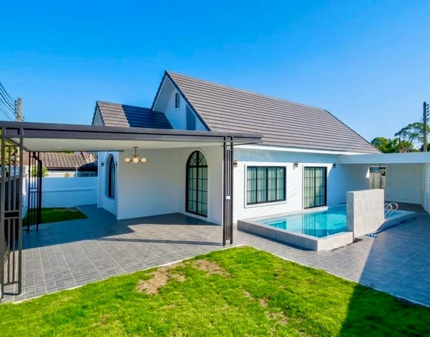 AOM 2691บ้านเดี่ยวพูลวิลล่าซอยสยาม เฟอร์ครบหิ้วกระเป๋าเข้าอยู่ได้เลยราคา 7,500,000 บาทเนื้อที่ 82 ตารางวา3 ห้องนอน 3  ห้องน้ำ 1 ห้องครัว สระว่ายน้ำ 3.5*7 เมตร ค่าโอนค่าภาษี 50:50แถมฟรี เครื่องใช้ไฟฟ้า!!TV 3  เครื่อง แอร์  4 เครื่อง เครื่องทำน้ำอุ่น 3 เครื่องเตาไฟฟ้า , ฮูดดูดควัน  ตู้อบ 1 เครื่อง ตู้เย็น  4 ประตู 1 หลัง ไมโครเวฟ   ปั้มน้ำ ถังสำรองน้ำ ประตูรีโมทไฟฟ้า  เฟอร์นิเจอร์ชุดเฟอร์นิเจ�