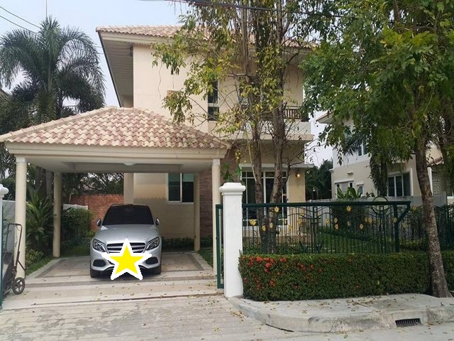 ให้เช่าบ้านเดี่ยว 2 ชั้น 80 ตร.วา. 4 ห้องนอน โครงการศุภาลัย สวนหลวง ถนนเฉลิมพระเกียรติ ร.9 ติดถนนใหญ่ เดินทางสะดวก *** ราคาเช่า 65,000 บาท/เดือนติดต่อ::  ชยา โทร/ID Line:: 0942823961   Link Line:: https://line.me/ti/p/3xFA1An8Kcรหัส# T26-477บ้านเดี่ยว 2 ชั้น โครงการศุภาลัย สวนหลวง ถนนเฉลิมพระเกียรติ ร.9 ติดถนนใหญ่ เดินทางสะดวก เป็นบ้านตัวอย่างหลังที่ 4 จากถนนใหญ่ สะดวกเดินทาง หรูหรา พร้อมเฟอร์ฯ- เนื้อที่ 80 ตร.วา. - พื้นที่ใช�