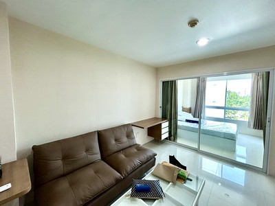 ห้องใหม่เหมือนเพิ่งเปิดโครงการ !!! ขายคอนโด 2 ห้องนอน เพิ่งรีโนเวทเครื่องไฟฟ้าใหม่ทุกชิ้น เดอะกั๊ม คอนโดมิเนียม H ( The Kump condominium H ) ซอย โรงรับจำนำ ถ.สุขุมวิท ต. คลองตำหรุ อ. เมืองชลบุรี ชลบุรี .TPI-2991.ที่ตั้ง : ซอย โรงรับจำนำ ถ. สุขุมวิท คลองตำหรุ เมืองชลบุรี ชลบุรี 20000https://maps.app.goo.gl/NPA4LyfGx9zKUXEq8?g_st=il.รายละเอียดห้อชุด- ขนาด 40.30  ตารางเมตร ชั้น 3- 2 ห้องนอน 1 ห้องน้ำ 1 ห้องครัว- เครื่องปรับอากาศ 3 เครื่�