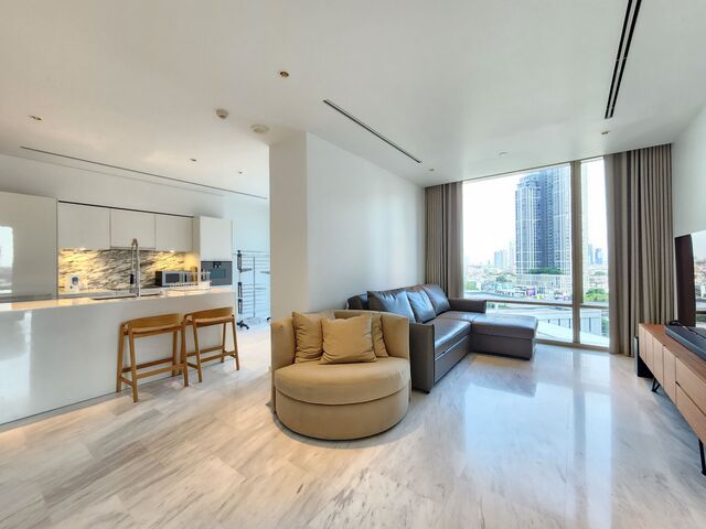 Four Seasons Private ResidencesBTS: Saphan TaksinSize: 104.06 sqm., 1 bedroom, 1 bathroomFloor: 5+Rental price: 35,800,000 bahtRef.: 375163Listing Detail: www.rent-bangkok-condo.com/properties/375163Co-agents are welcome. - - -Contact us for more information or arrange a viewing:Email. rbc.rentbangkokcondo@gmail.comCall. 066-0588-655Line ID: @rentbangkokcondohttps://lin.ee/9cMeMxeWhatsapp: 0660588655Wechat 微信: rentbangkokcondo