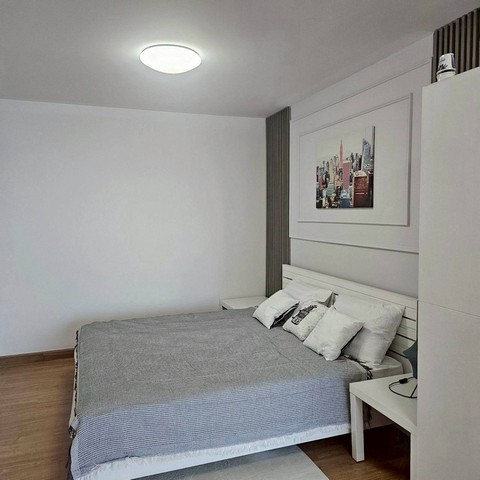 ขายคอนโดศุภาลัย ปาร์ค แยกติวานนท์ ทำเลดี ใกล้รถไฟฟ้า ถนน ติวานนท์ ต.ตลาดขวัญ อ. เมืองนนทบุรี จ.นนทบุรี รหัส TTR 2833 รายละเอียดห้องตำแหน่ง: อาคาร 2 (ตึก B) ชั้น 7พื้นที่ใช้สอย: 1 ห้องนอน / 1 ห้องน้ำโซน: ต.ตลาดขวัญ อ.เมืองนนทบุรี (ทำเลแยกติวานนท์)จุดเด่น: ห้องเลย์เอาท์ดี แบ่งเป็นสัดส่วน ครัวแยกป้องกันกลิ่นรบกวน ห้องโปร่งสบายตามสไตล์ศุภาลัย ทำเลศักยภาพ (Location)ใกล้รถไฟฟ้า: สถานี�