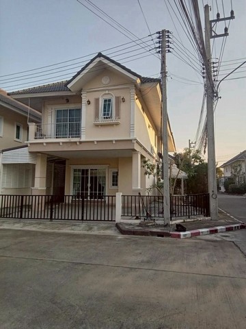 บ้านให้เช่า 20,000 บาท/เดือน #ดีญาวาเลย์ #หนองผึ้ง – #สารภี บ้านเดี่ยว 2 ชั้น #หลังมุม บ้านสวย พื้นที่กว้าง เป็นส่วนตัว ทำเลเดินทางสะดวก ใกล้เมือง ใกล้แหล่งชุมชน เหมาะสำหรับครอบครัวรายละเอียดบ้าน4 ห้องนอน3 ห้องน้ำห้องนั่งเล่น / ห้องรับแขกห้องครัวที่จอดรถภายในบ้านค่าเช่า 20,000 บาท / เดือนสิ่งอำนวยความสะดวกในโครงการระบบรักษาความปลอดภัย 24 ชั่วโมงกล้อง CCTV รอบโครงการสวน�