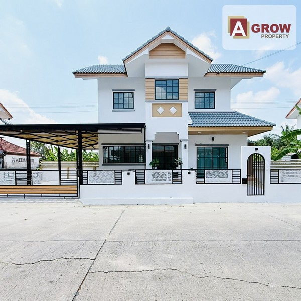 หมู่บ้านประภาวรรณ ร่มเกล้า-สุวินทวงศ์ บ้านสวย ทำเลดี รีโนเวทใหม่ เฟอร์ฯครบ พร้อมเข้าอยู่ที่ตั้ง : ซอยประภาวรรณ แขวงแสนแสบ เขตมีนบุรี กรุงเทพมหานครรหัสทรัพย์ : AGH00568ราคาขาย : 4,500,000 บาทรายละเอียดทรัพย์ :- บ้านเดี่ยว 2 ชั้น- เนื้อที่ 59 ตรว.- 4 ห้องนอน- 2 ห้องน้ำ- 1 ห้องครัว- 1 ห้องโถง- 4 จอดในบ้านจุดเด่น :- บ้านสวย ทำเลดี รีโนเวทใหม่ เฟอร์ฯครบ พร้อมเข้าอยู่- มีพื้นที่โล่ง ซ้าย ขวา �