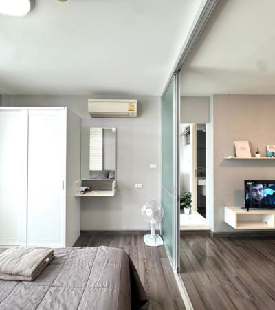 ให้เช่า 13,000/เดือนดีเวียง สันติธรรม ห้องตกแต่งพร้อมอยู่ เฟอร์นิเจอร์ ใกล้ ม.ราชภัฏ เชียงใหม่ 3 นาที.► ขนาด 30 ตรม, ชั้น 4► สตูดิโอ 1 ห้องนอน 1ห้องน้ำ 1ห้องรับแขก ห้องครัว ระเบียง► เฟอร์นิเจอร์ พร้อมตกแต่ง เครื่องใช้ไฟฟ้า เครื่องซักผ้า ทีวี ไมโครเวฟ เตาไฟฟ้า พร้อม ชุดทำครัว ► สระว่ายน้ำ► ห้องออกกำลังกาย ► รปภ 24 ช.ม cctv, ระบบผ่านเข้าออก สแกนใบหน้า.ค่าเช่า- สัญญา 1 ปี 13,000 บาท ต่อ�