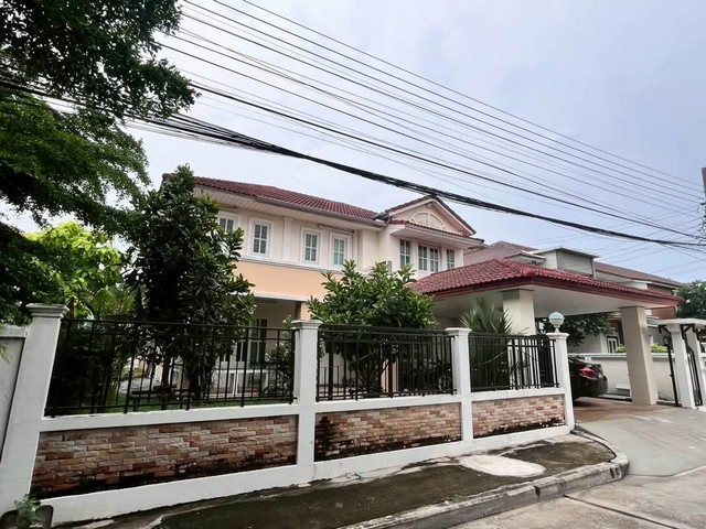 RHT2567ให้เช่าบ้านเดี่ยว ใกล้โรงเรียนนานาชาติ ร่วมฤดี RIS หมู่บ้านเพอร์เฟคเพลส รามคำแหง164 แยก48 การ์เด้นโซนเนื้อที่ 72ตร.วา3ห้องนอน 3ห้องน้ำ สนใจติดต่อเจี๊ยบ 092-851-6969Line: Keti2522ราคาเช่า 42,000บาท/เดือน  ซอย รามคำแหง 164แขวงมีนบุรี เขตมีนบุรี กรุงเทพมหานคร 10510ให้เช่า บ้านเดี่ยว หมู่บ้านเพอร์เฟคเพลส รามคำแหง164 แยก48 (การ์เด้นโซน)ใกล้โรงเรียนนานาชาติ ร่วมฤดี (RIS)เข้าออกได้ 2ทาง รามคำแหง164 แล