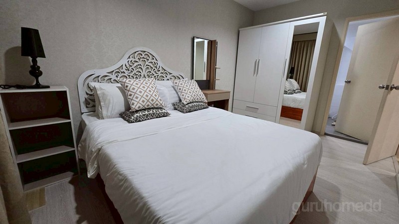 ghd000829R ให้เช่าคอนโด Aspire Sathorn Taksin  ทิมเบอร์โซน ห้องขนาด 46 ตรม 2นอน 1น้ำ ชั้น 5 เฟอร์นิเจอร์ครบ พร้อมเข้าอยู่ปล่อยเช่าราคา 12,000 บาท/เดือนสนใจติดต่อ:โบ O93 789ํ 4935ํLine: @guruhomeddคอนโด แอสปาย สาทร-ตากสิน ทิมเบอร์ โซน / Aspire Sathorn – Taksin Timber Zoneที่ตั้ง : ถนนราชพฤกษ์ แขวงบางค้อ เขตจอมทอง กรุงเทพฯพิกัด : https://maps.app.goo.gl/Vsyi2PCBNBig4vai9ใกล้ BTS วุฒกาศรายละเอียด :* ห้องขนาด 46 ตารางเมตร* 2 ห้องนอน 1 ห้องน้ำ* ชั้น 5* เฟอร์นิเจอร์ครบพร้อ�