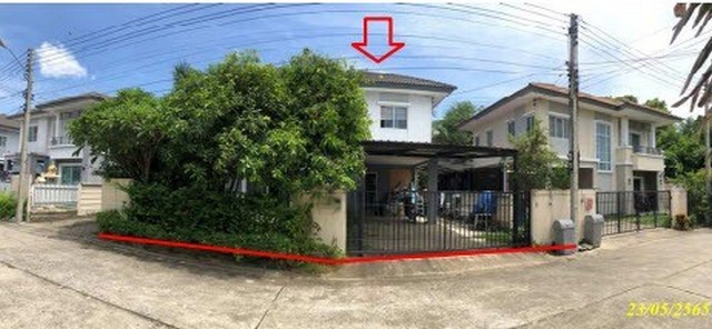   ขาย บ้านเดี่ยว/ทาวน์เฮ้าส์/คอนโด โครงการ ขาย บ้านเดี่ยว อำเภอเมืองปทุมธานี ปทุมธานี  ตำบลบางคูวัด อำเภอเมืองปทุมธานี ปทุมธานี  ราคาโปรโมชั่น 2,694,000     บาท    ลดจาก  3,410,000      บาท ราคาโปรโมชั่นตั้งแต่วันที่  13 มีนาคม - 31 พฤษภาคม 2569  รายละเอียดทรัพย์ -  เนื้อที่  0-0-50.7   ตารางวา  -  1 ที่จอดรถ  -  บ้านหันไปทางทิศ ตะวันออกเฉียงใต้  พิกัดทรัพย์ : https://maps.app.goo.gl/QzHZh28LKHmbj88YA  สถานที่ใกล้เคียง   -  วัดบางตะ�