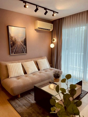 คอนโดทำเลทอง เพียง 1.79 ล้าน 40 ตรม. #Casa Condo #ช้างเผือก #เฟอร์นิเจอร์ครบ พร้อมเข้าอยู่ มองเห็นวิวต้นไม้ + #สนามกอล์ฟลานนา โลเคชั่นเกรด A เดินทางสะดวก ใกล้ทุกจุดสำคัญพื้นที่ใช้สอย 40 ตร.ม.ชั้น 5 วิวโล่ง ไม่มีตึกบัง1 ห้องนอน 1 ห้องน้ำห้องนั่งเล่นแยกโซนชัดเจนราคาเพียง 1.79 ล้านบาท ค่าโอนคนละครึ่งกู้มีเงินเหลือประมาณ 700,000+ บาทสิ่งอำนวยความสะดวกสระว่ายน้ำฟิตเนสซาวน่าระบบรักษา�