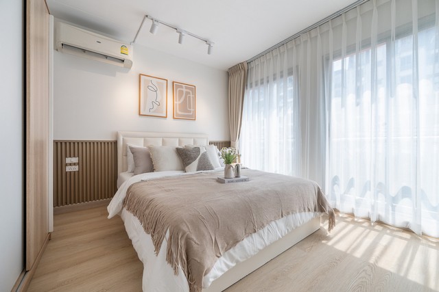 ขายคอนโดธนาเพลส รีโนเวทใหม่เเต่งสวยเหมือนโรงเเรม ห้องมุม พร้อมอยู่ ลาดพร้าว โชคชัย 4 ลาดพร้าว 71 นาคนิวาส  ใกล้ห้างใหญ่เเละโรงเรียนสตรีวิทยา 2 ถนนสุคนธสวัสดิ์กรุงเทพสร้างเสร็จปี 2012 มี 5 อาคาร 9 ชั้น 350 ยูนิต คอนโดสูง 9 ชั้นที่ตั้ง : ถนนสุคนธสวัสดิ์ ซอยลาดพร้าว71 แขวงลาดพร้าว เขตลาดพร้าว กรุงเทพ 10230จุดเด่น- ห้องมุม- ห้องรีโนเวทใหม่ทั้งหมด พร้อมเฟอร์ใหม่ - ทำเลศักยภาพ �