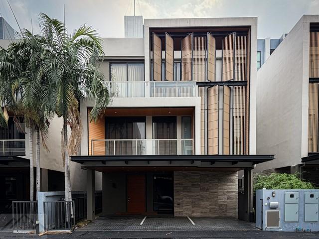 HS 1907 ขาย ให้เช่าบ้านเดี่ยว 3 ชั้น หมู่บ้านโมทีค แจ้งวัฒนะ ซอย10 Motique Chaengwattana เพดานสูง พร้อมลิฟต์ส่วนตัว