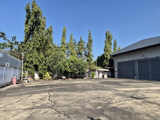 ให้เช่าโกดัง คลังสินค้า พร้อมออฟฟิศ ระบบไฟ 3 เฟส ย่านคลองพระอุดม ปากเกร็ด นนทบุรีราคาเช่า 100-120 บาท / ตารางเมตร ( ระยะยาว 1-3 ปี ) ( ล่วงหน้า 1 เดือน ประกัน 3 เดือน )ราคาเช่า 120-150 บาท / ตารางเมตร ( ระยะสั้น 6 เดือน ) ( ล่วงหน้า 1 เดือน ประกัน 2 เดือน )ที่ตั้ง ถนนทางหลวงชนบท นนทบุรี 2051 ตำบลคลองพระอุดม อำเภอปากเกร็ด จังหวัดนนทบุรี 11120ติดต่อ : คุณภัสพงณ์ 0634098164Line : deedee23https://www.facebook.com/profile.php?id=61581484955548พื้นที่�