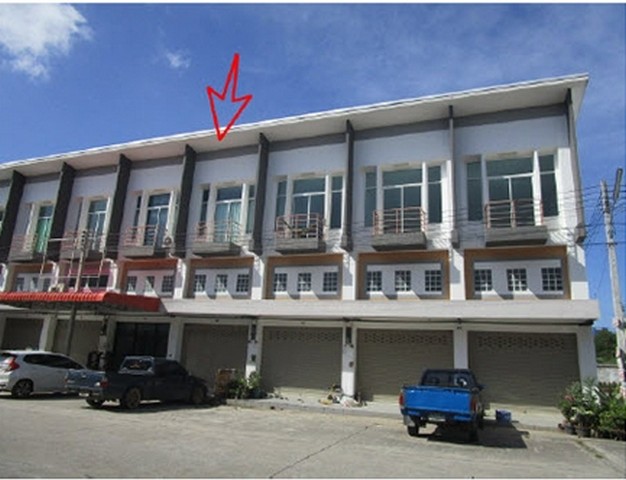  Code ID :  PKT-63EE011501643  ราคา  1,980,000 บาท (ราคาต่อรองได้)  - เนื้อที่ 16 ตร.ว. - 2 ห้องนอน 2 ห้องน้ำ  - 1 ที่จอดรถ   บ้านหันไปทางทิศ ตะวันออกเฉียงเหนือ   พิกัดทรัพย์ : https://maps.app.goo.gl/WWTAQ174gPs7U6kj6  สถานที่ใกล้เคียง   - ใกล้Ban Nong Bon Tambon Health Promotion Hospital  - ใกล้โรงเรียนนิคมสร้างตนเองจัหวัดระยอง ๕    - ใกล้กบออโต้ไทร์    สอบถามเพิ่มเติม / นัดชม โทร. 097-419-5982(พลอย) โทร. 096-932-4624(ออมสิน) Line : @panaya (มี@ด้านหน้า)  ปรึกษาสินเชื่อฟรี One Stop Service ดูแลตั้งแต่ต�