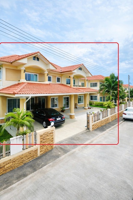 ต.ศิลา อ.เมืองขอนแก่น บ้านเดี่ยวหรูหรา ตกแต่งครบ 4 นอน 3 น้ำ  ใกล้ม.ขอนแก่น 2.9 กม. สนามบิน ถ.มิตรภาพ 108 ตร.ว.300 ตร.ม.42,499 B-M.ใกล้ตลาดศิลามหานคร 450 ม.และชุมชนโนนม่วง 900 ม.  ทำเลถนนศิลา บรรยากาศเงียบสงบ มีทะเลสาบส่วนกลาง เหมาะอยู่อาศัย  หรือโฮมออฟฟิศ Sila Mueang KhonKaen Luxurious fully furnished house 4bed 3bath Silamahanakhon Market 450m. and NonMuang community 900m. 108sq.wa. 300sq.m. 42,499B-M Prime location on Silamahanakhon Road in a quiet area with central lake Ideal for residence or home office Close to Khon Kaen University 2.9km. and airport on Mittraphap Road.ถ.มิตรภาพ ทางห