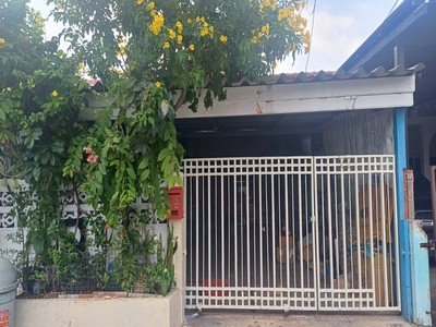 #ให้เช่าโรงงานโกดังคลังสินค้าบางปะกงฉะเชิงเทรา เขต free zone????คลังสินค้าให้เช่าขนาด 3,840 ตารางเมตร (ว่าง 2 คลัง)????ถนนบางนา- ตราด บางปะกง ฉะเชิงเทรา????ค่าเช่า 175 บาท/ตารางเมตร     มัดจำ 2 เดือน+ล่วงหน้า 1 เดือน     สัญญา 3 ปี✅รายละเอียด:????คลังสินค้ามีขนาด 3,840 ตารางเมตร????รับน้ำหนักได้ 3 ตัน/ตารางเมตร????ความสูงภายในอาคาร 10 เมตร????หลังคากว้าง????พื้นที่สำหรับรถบรรทุกเข้าออกได้สะดวก(กว้าง�