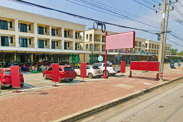 ใกล้Central ศาลายา 900ม.จดทะเบียนบริษัทได้ บรมราชชนนี แม่น้ำท่าจีน อาคาร 3 ชั้น สไตล์โมเดิร์นคลาสสิค ฟังก์ชัน 2นอน 3น้ำ  19 ตร.ว.220 ตร.ม.19,998B-M.ทำเลติดถนนศาลายา นครชัยศรี เหมาะอยู่อาศัย และทำธุรกิจ จดทะเบียนบริษัทได้ พร้อมที่จอดรถส่วนตัว เดินทางสะดวก ใกล้ตลาดนครชัยศรี 800 ม.สถานพยาบาล และสถานศึกษา เชื่อมต่อเส้นทางหลักได้ง่ายBorom ThaChin River Modern classic style commercial building 2bed near Central Salaya 900m. 3bath 3-storey 19sq.wa. 220sq.m.  19,998B-M.