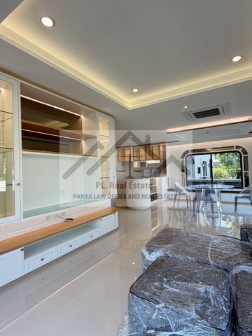 ให้เช่าบ้านเดี่ยว2ชั้นย่านพัฒนาการ87–อ่อนนุชตัดใหม่โครงการเศรษฐสิริ พัฒนาการ Setthasiri Pattanakarnเฟอร์นิเจอร์ครบพร้อมเข้าอยู่ราคาเช่า 140,000 บาท / เดือน (สัญญาขั้นต่ำ 1 ปี )ที่ตั้ง ถนนพัฒนาการ-อ่อนนุช (ตัดใหม่) ซอยพัฒนาการ87 แขวงประเวศ เขตประเวศ กทม.https://www.facebook.com/profile.php?id=61581484955548ติดต่อ : คุณภัสพงณ์ 0634098164Line : deedaa23เนื้อที่ 86 ตร.วา พื้นที่ใช้สอย 226 ตร.ม. จำนวน 2 ชั้น 3 ห้องนอน 1 ห้องแต่งตัว 4 ห้องน้ำ ที่จ�