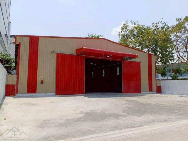 ให้เช่าโกดัง พื้นที่ 330 ตรม. ติดถนนอุดมสุข จอดรถมากกว่า 10 คัน ใกล้รถไฟฟ้าสายสีเหลืองราคาเช่า 185,000 บาท / เดือนที่ตั้ง ถนนอุดมสุข แขวงบางนาเหนือ เขตบางนา กรุงเทพมหานครติดต่อ : คุณภัสพงณ์ 0634098164Line : deedee23https://www.facebook.com/profile.php?id=61581484955548เนื้อที่ 160 ตารางวา พื้นที่ใช้สอย 330 ตารางเมตร จอดรถได้มากกว่า 10 คันถนนกว้าง รถใหญ่ เทรลเลอร์ เขาออกสะดวก มีร้านอาหาร และสิ่งอำนวยความสะดวกครบทำเลศักย�