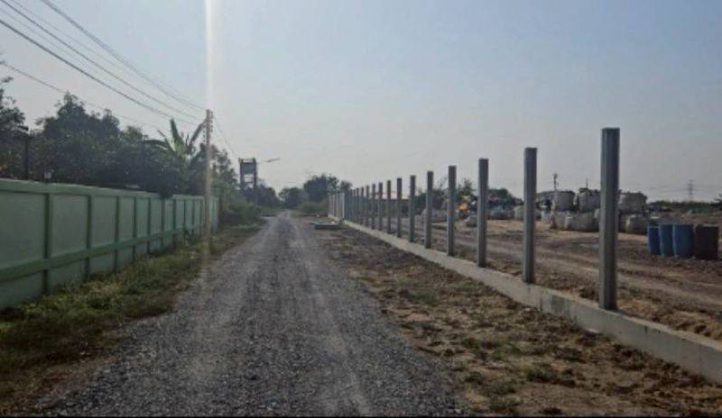 ที่ดิน 2 ไร่ พร้อมสิ่งปลูกสร้าง ทำเลดอนตูม นครปฐม รหัสทรัพย์ M 6253 | ราคาเพียง 5.9 ล้านบาทโอกาสสำหรับผู้ที่มองหา ที่ดินพร้อมใช้งานทันที ทั้งอยู่อาศัย ทำธุรกิจ หรือพัฒนาโครงการในอนาคต บนทำเลเงียบสงบ แต่เดินทางสะดวกในโซน อำเภอดอนตูม จุดเด่นทรัพย์ที่ดินขนาด 2 ไร่เต็ม รูปแปลงสวย (สี่เหลี่ยมผืนผ้า) ใช้งานง่ายหน้ากว้างถึง 60 เมตร ลึก 52 เมตร จัดสรรพื้นที่ได้หลากหลายมี 