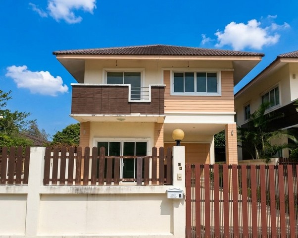  ขาย บ้านเดี่ยว/ทาวน์เฮ้าส์/คอนโด โครงการ ขาย บ้านเดี่ยว อำเภอหัวหิน ประจวบคีรีขันธ์ ตำบลหัวหิน อำเภอหัวหิน ประจวบคีรีขันธ์  ราคาโปรโมชั่น   3,150,000   บาท    ลดจาก  4,950,000      บาท ราคาโปรโมชั่นตั้งแต่วันที่  13 มีนาคม - 31 พฤษภาคม 2569  รายละเอียดทรัพย์ -  เนื้อที่  0-0-50.9   ตารางวา  -  3ห้องนอน2ห้องน้ำ  -   1 ที่จอดรถ  -  บ้านหันไปทางทิศ ตะวันตก  พิกัดทรัพย์ : https://maps.app.goo.gl/3V12USjxnyFtbfxo9   สถานที่ใกล้เคียง   -  โรง�