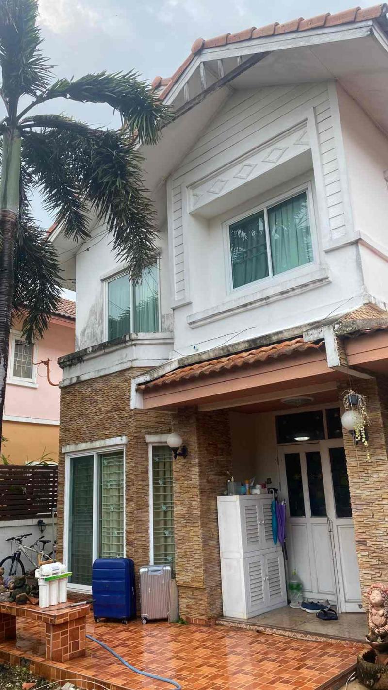 ขายบ้านเดี่ยว 2ชั้น หมู่บ้านแสนสบาย คู้บอน27 บางเขน กรุงเทพมหานครที่ตั้ง : ท่าแร้ง บางเขน กรุงเทพมหานคร 10220ขนาดพื้นที่ : 51.2 ตรว.ขนาดพื้นที่ใช้สอย : 150 ตรม.รายละเอียดบ้านเดี่ยว 2ชั้น  บรรยากาศเงียบสงบน่าอยู่ ถนนหน้าบ้าน กว้าง 6 เมตร- 4 ห้องนอน- 2 ห้องน้ำ- 1 ที่จอดรถสิ่งอำนวยความสะดวก-มีสนามเด็กเล่น -รปภ. 24 ชม จุดเด่น-ใกล้ รพ.สินแพทย์ - ใกล้แฟชั่นไอซ์แลนด์ - เดินทางสะดวกด้วยรถ�