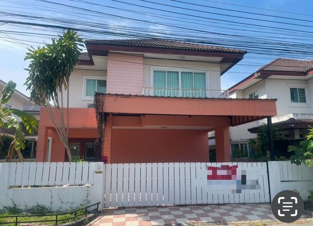 TEL : 092-288 9359 คุณดนิตาLine : https://line.me/ti/p/yxo92dHWP1รายละเอียด : เนื้อที่ 57 ตารางวา3 ห้องนอน 3 ห้องน้ำขายบ้านตามสภาพจุดเด่นที่น่าซื้อ :- ทำเลศรีนครินทร์ ใกล้โรบินสัน โรงเรียน โรงพยาบาล- เหมาะทั้งอยู่อาศัยและปล่อยเช่า รองรับกลุ่มพนักงานและครอบครัว :- พื้นที่ใช้สอยกว้าง ฟังก์ชันครบ รองรับการใช้ชีวิต- ราคาน่าลงทุน คุ้มค่าในระยะยาวราคาขาย  3,800,000 บาทค่าโอน 50/50 F-A15 (361) 